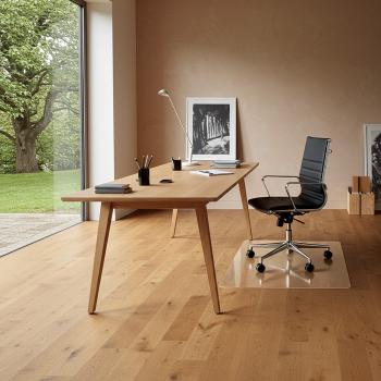 Bodenschutzmatte glatt 2000x1200mm aus Polycarbonat mit Antirutschbeschichtung auf der Unterseite der Matte. Für Parkett, PVC-, Lino und alle glatten Beläge, sowie kurzfloorigem Teppich.