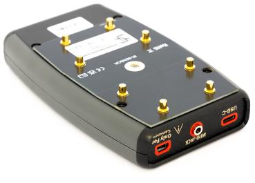 Preview: Das Caisson Feuchtigkeitsmessgerät VI-D8 ist ein Messgerät für die zerstörungsfreie Bestimmung der Feuchtigkeit auf mineralischen Untergründen wie Beton und Estrich sowie zur Messung der Oberflächentemperatur