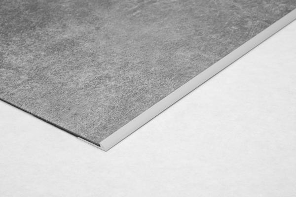 Abschlussprofil 2,8mm, Alu silber matt, gebohrt, 270cm