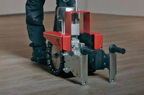 Tragehilfe für ROLL-STRIPPER RO-3 (Set á 2 Stk.)  Mit der Tragehilfe kann der in 2 Teile zerlegte ROLL-STRIPPER RO-3 einfacher ein- und ausgeladen werden sowie über Treppen transportiert werden.